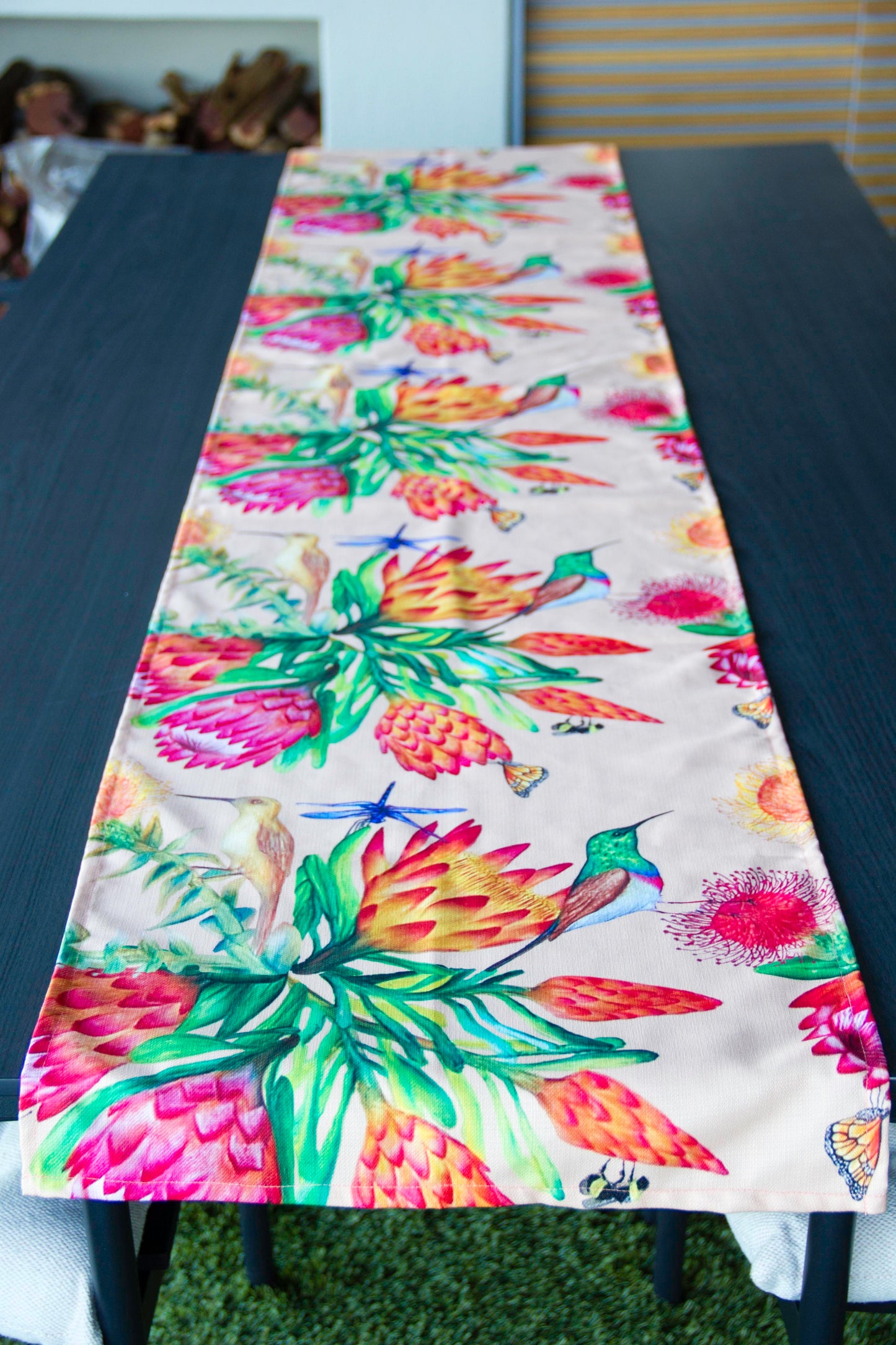 Table Runners R650